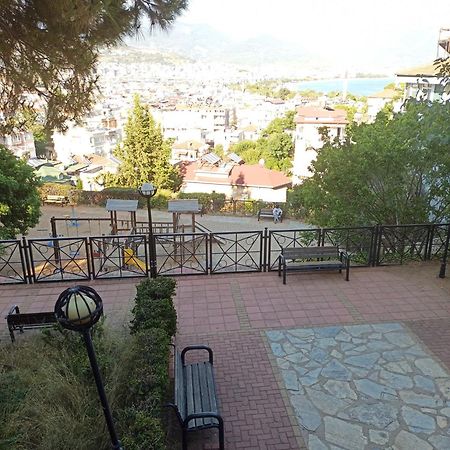 Beautiful Sultan House At Cleopatra Beach 1 With Umbrellas, Balcony, Barbecue, Private 100Mbps Wifi, Smart Tv, Table Games, Vip Trans-Fer - Beautiful Apartmenthouse Alanya Eksteriør bilde